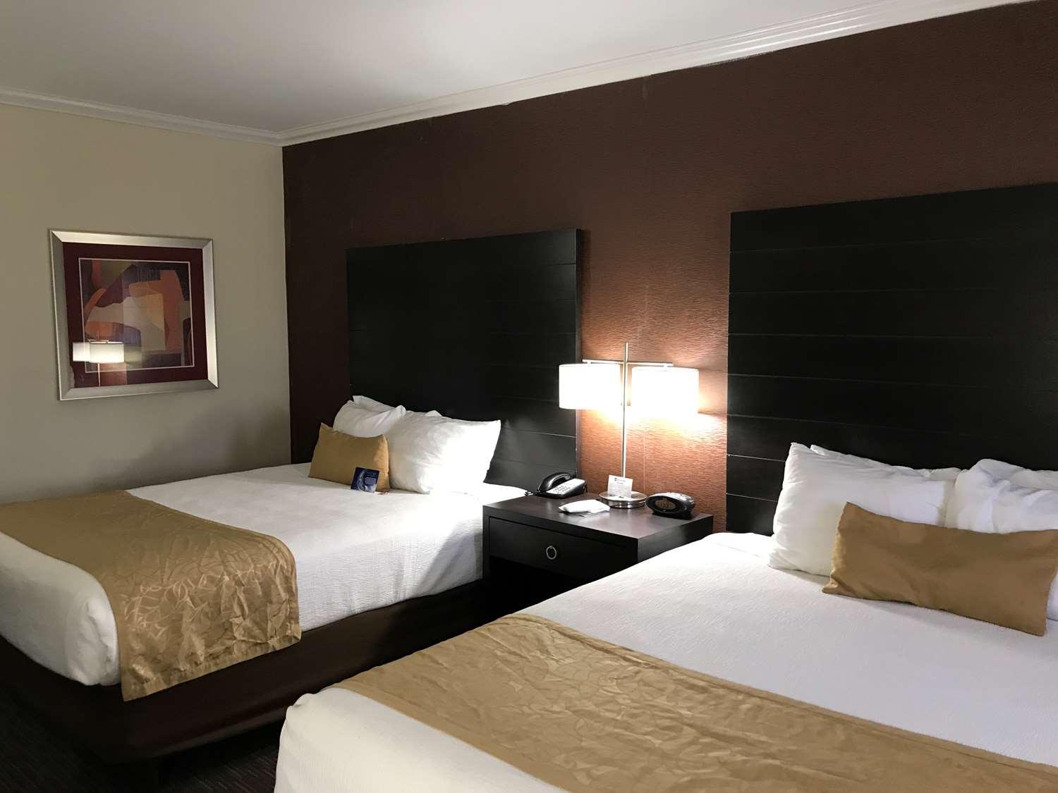 Best Western Yuma Mall Hotel & Suites מראה חיצוני תמונה