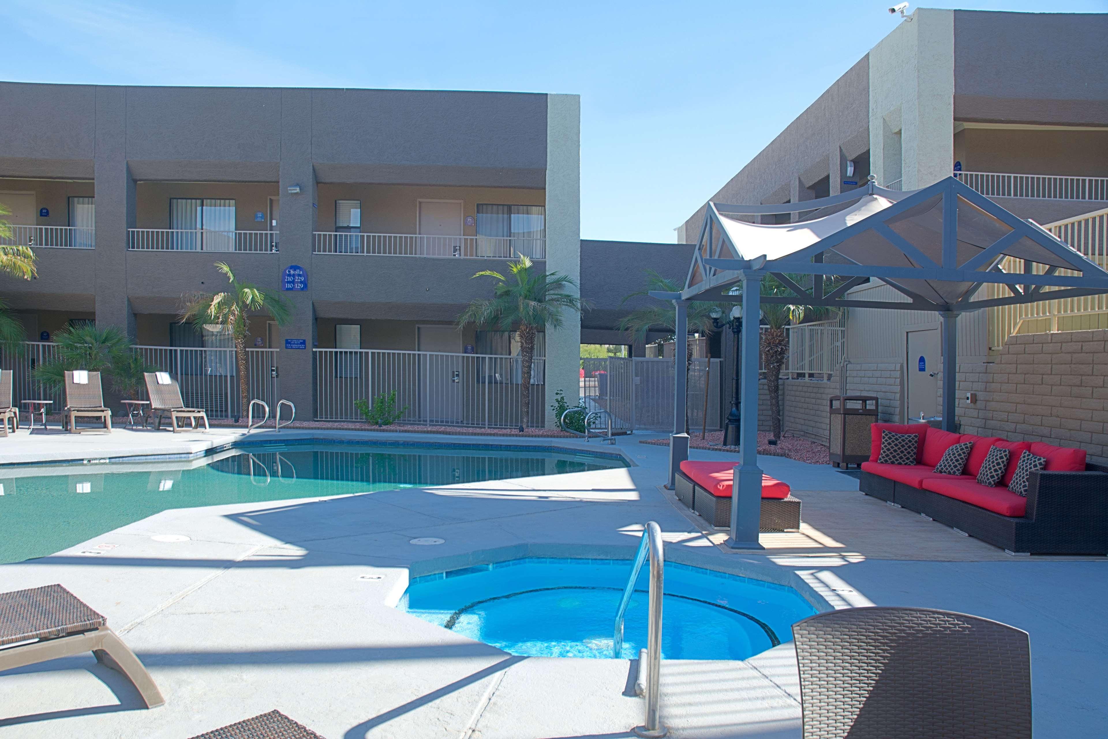 Best Western Yuma Mall Hotel & Suites מראה חיצוני תמונה